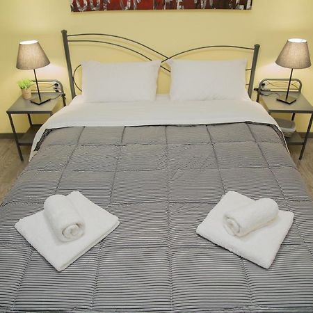 Cozy Renovated Flat In Koukaki Apartamento Atenas Exterior foto